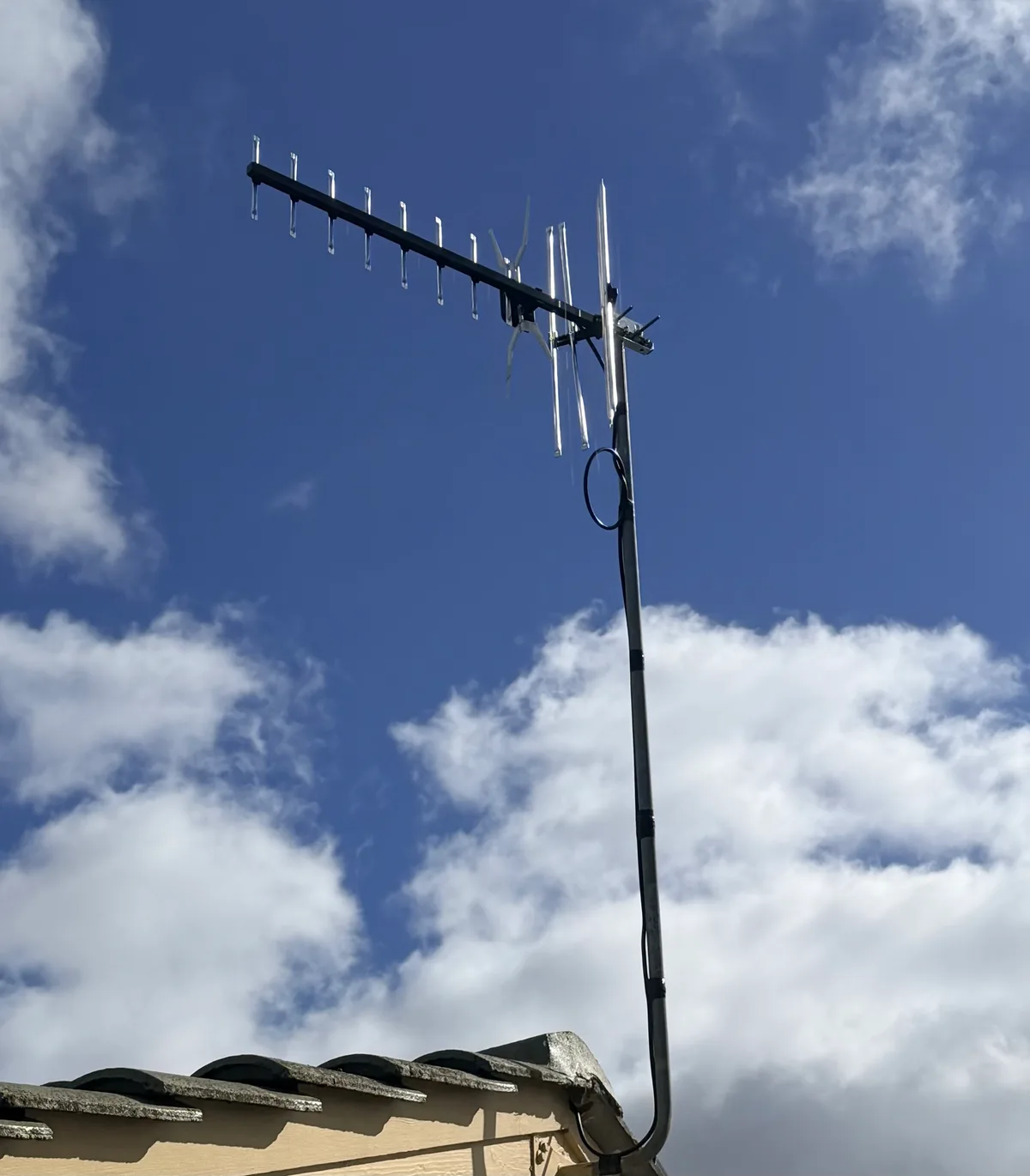 UHF TV antenna installed on a tiled roof in Craigmore, Adelaide