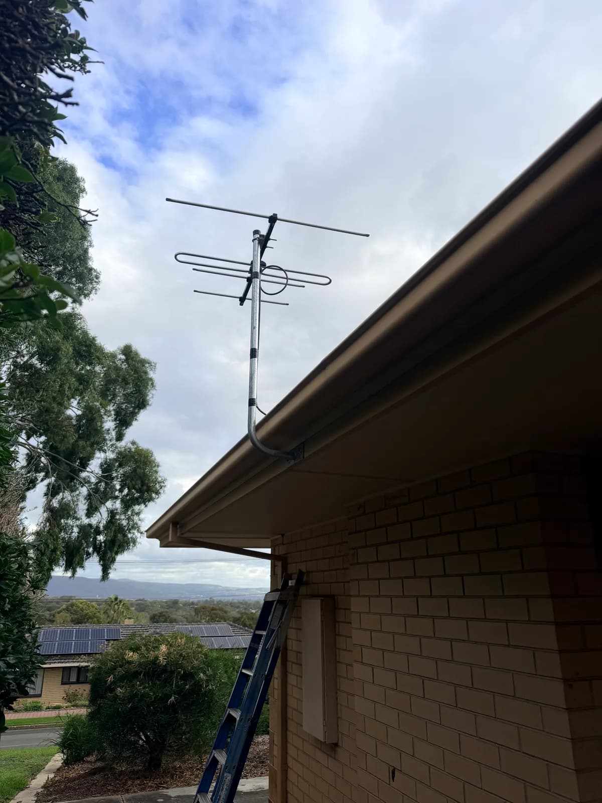TV antenna installed on a Modbury rooftop with a clear line to the Mount Lofty transmitters, Adelaide