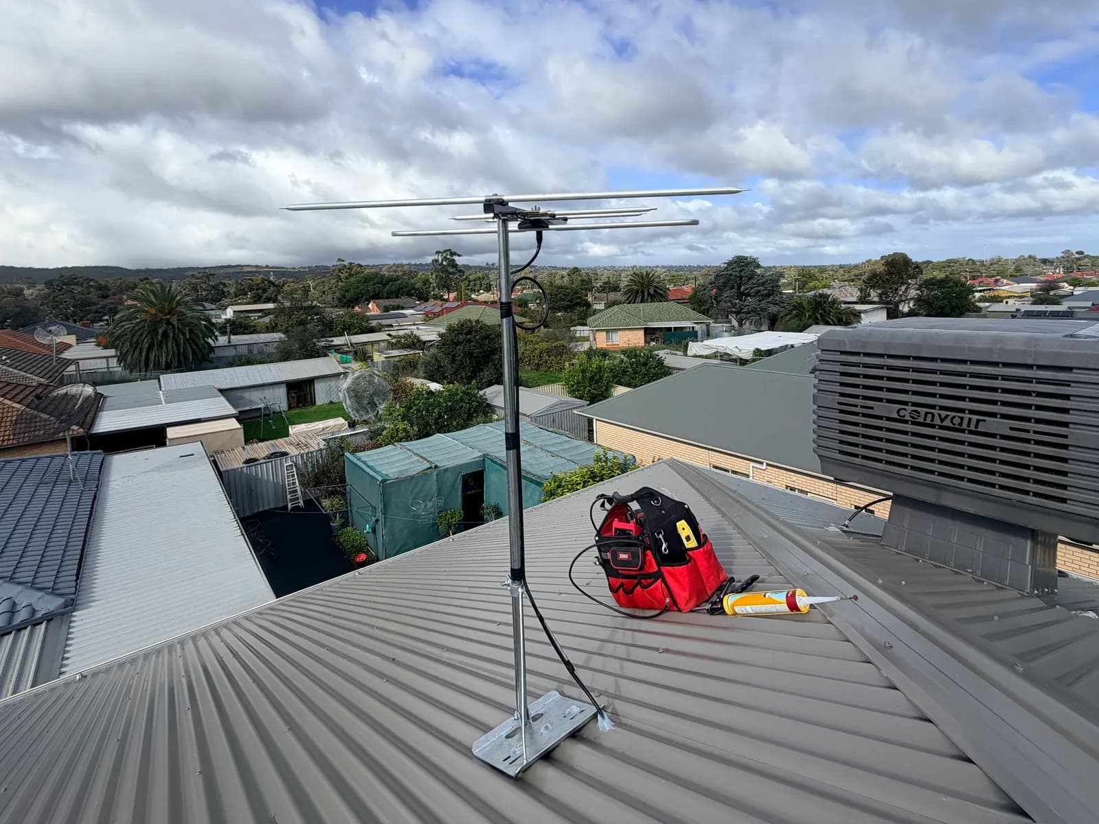 TV antenna installed on a Salisbury rooftop, Adelaide