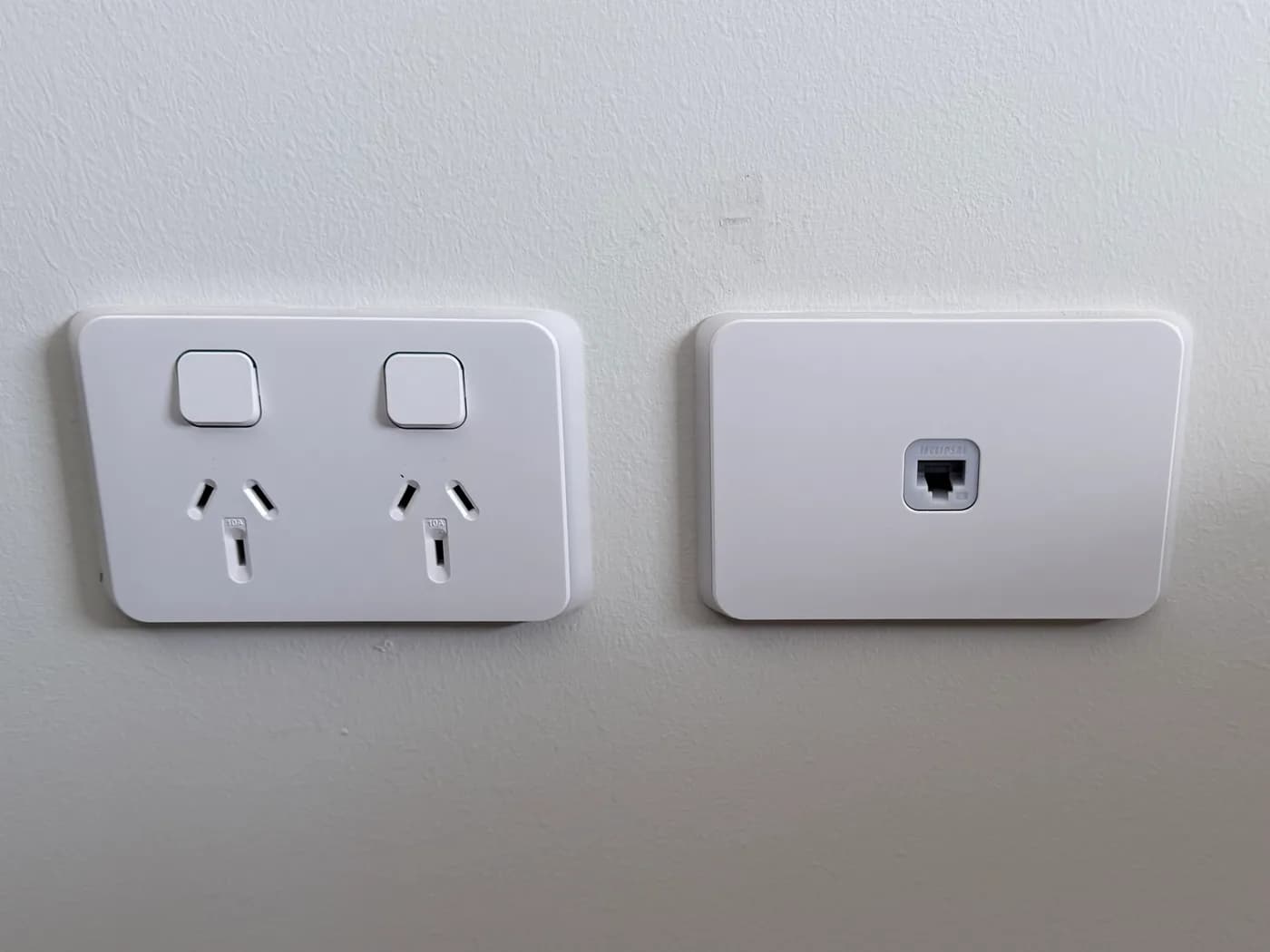 TV and data outlet wall plate installed in an Adelaide home